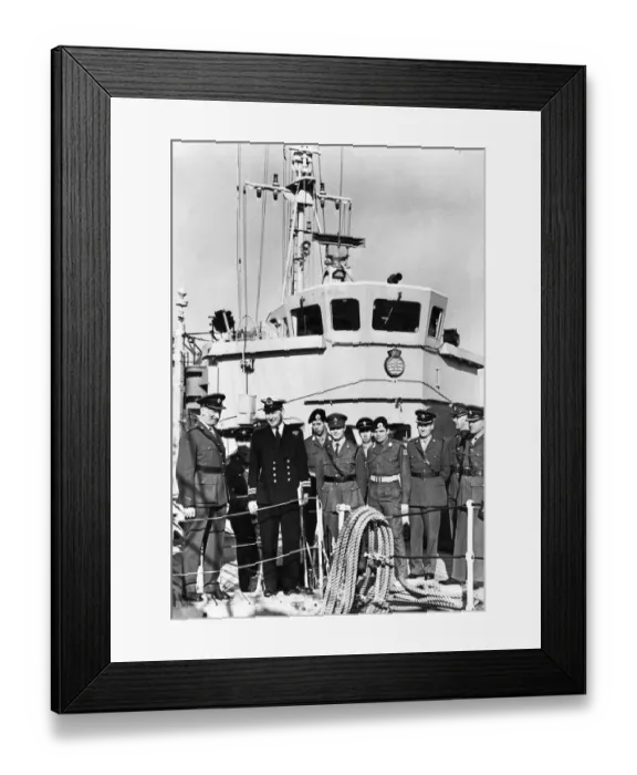 Framed Print : Soldiers of the Territorial Army meeting a Naval officer on board minesweeper HMS Mersey