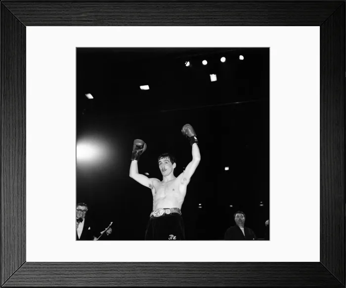 Framed Print : Barry McGuigans defended his European Featherweight title against Farid Gallouze Framed Print : Barry McGuigans defended his European Featherweight title against Farid Gallouze