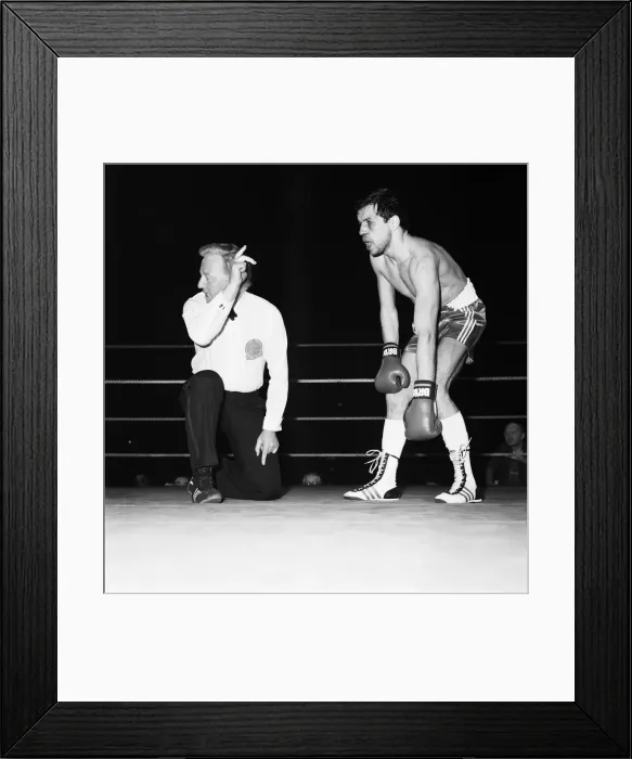 Framed Print : Barry McGuigans defended his European Featherweight title against Farid Gallouze Framed Print : Barry McGuigans defended his European Featherweight title against Farid Gallouze