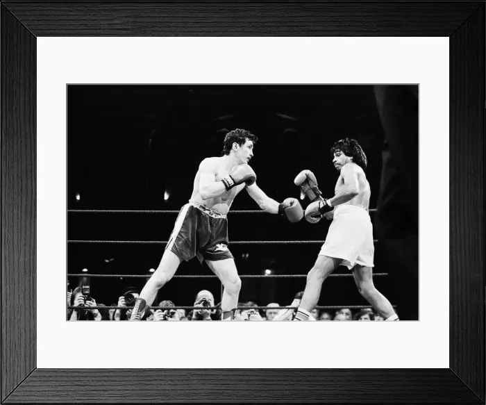 Framed Print : Barry McGuigans comeback fight against Nicky Perez, Alexandra Pavillion, London