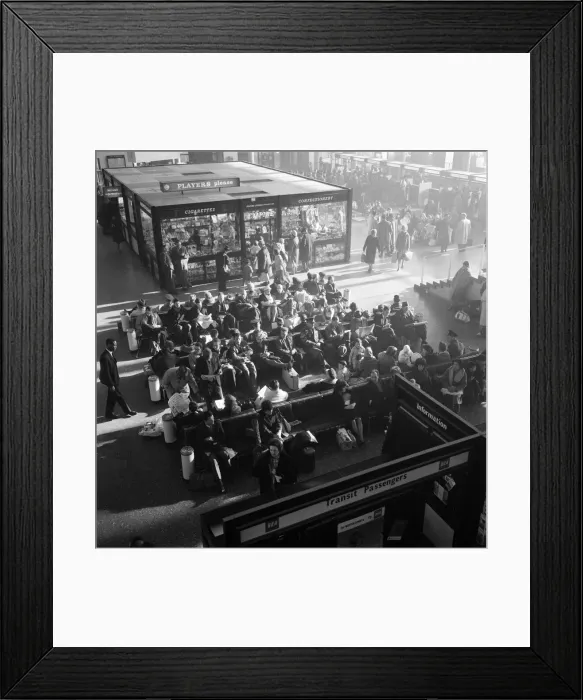 Framed Print : It is a long wait for planes at Gatwick airport, due to fog Framed Print : It is a long wait for planes at Gatwick airport, due to fog