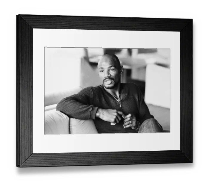 Framed Print : WBC and WBA world champion Marvin Hagler relaxing ahead of his sixth defence against Framed Print : WBC and WBA world champion Marvin Hagler relaxing ahead of his sixth defence against