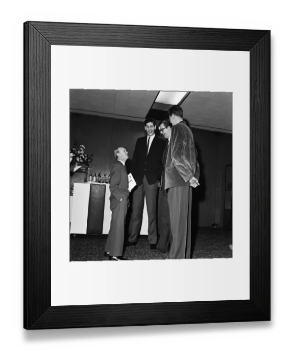 Framed Print : Tallest Man Competition held at the Londoner Hotel, Welbeck Street, London