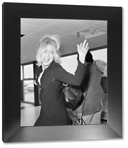 Goldie Hawn, American actress at London Heathrow Airport, Saturday 4th July 1970