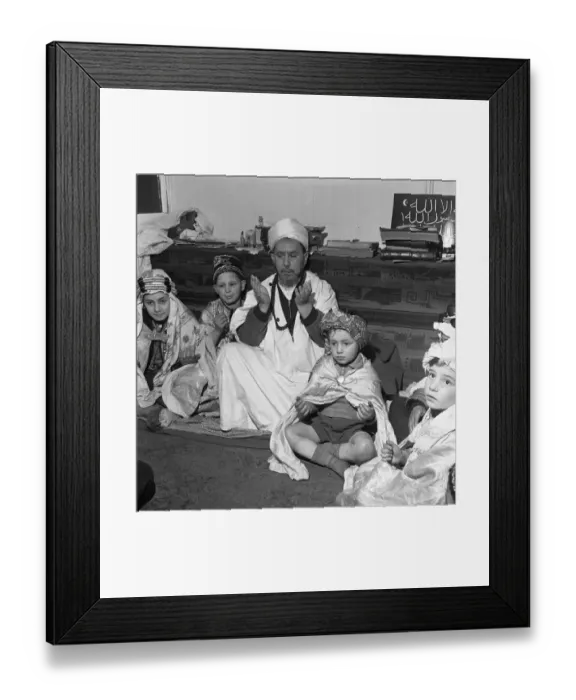 Framed Print : Children attend the Peel Street Mosque in Tiger Bay, Cardiff. 26th March 1954 Framed Print : Children attend the Peel Street Mosque in Tiger Bay, Cardiff. 26th March 1954