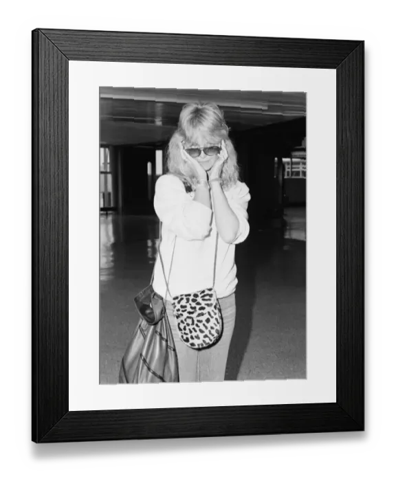 Framed Print : Goldie Hawn, American actress arrives at London Heathrow Airport Framed Print : Goldie Hawn, American actress arrives at London Heathrow Airport