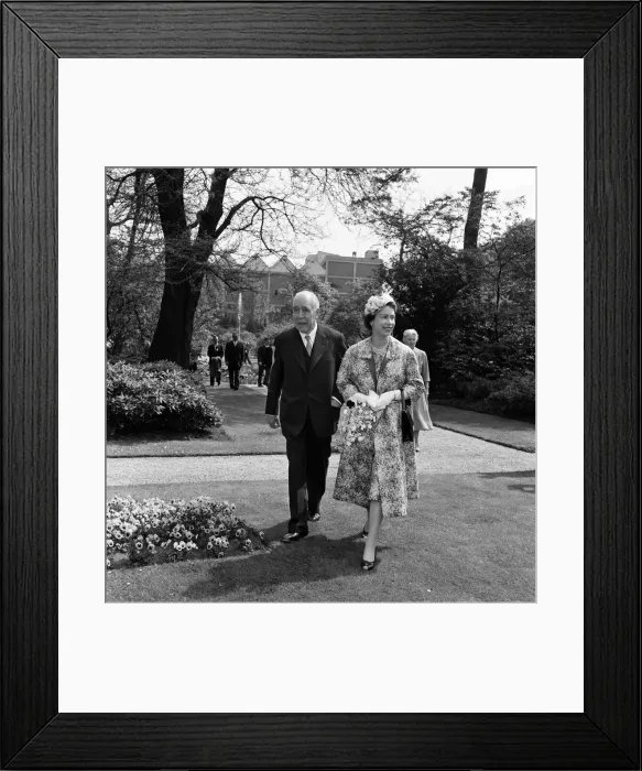 Framed Print : Queen Elizabeth II and Prince Philip, Duke of Edinburgh visit to Denmark Framed Print : Queen Elizabeth II and Prince Philip, Duke of Edinburgh visit to Denmark