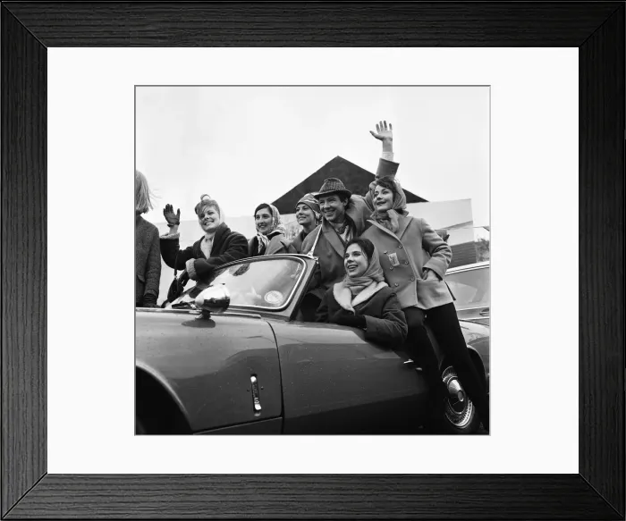 Framed Print : A scene for a future Coronation Street'episode calls for Dennis Tanner Framed Print : A scene for a future Coronation Street'episode calls for Dennis Tanner