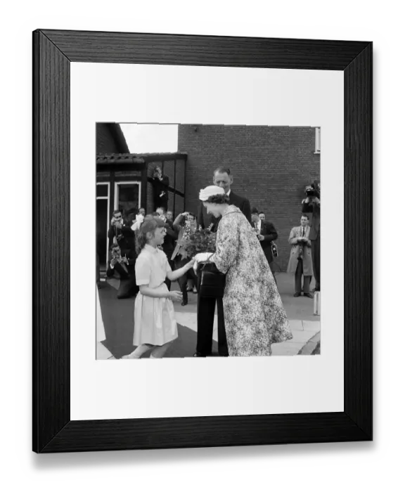 Framed Print : Queen Elizabeth II and Prince Philip, Duke of Edinburgh visit to Denmark Framed Print : Queen Elizabeth II and Prince Philip, Duke of Edinburgh visit to Denmark