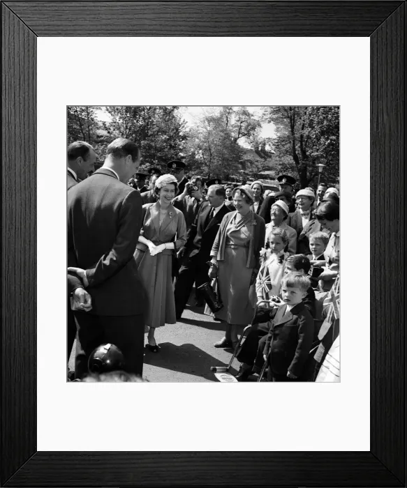 Framed Print : Queen Elizabeth II and Prince Philip, Duke of Edinburgh visit to Denmark Framed Print : Queen Elizabeth II and Prince Philip, Duke of Edinburgh visit to Denmark