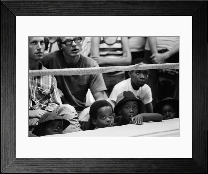 Framed Print : Muhammad Ali (Cassius Clay) training at his Pennsylvanian mountain retreat for his fight Framed Print : Muhammad Ali (Cassius Clay) training at his Pennsylvanian mountain retreat for his fight
