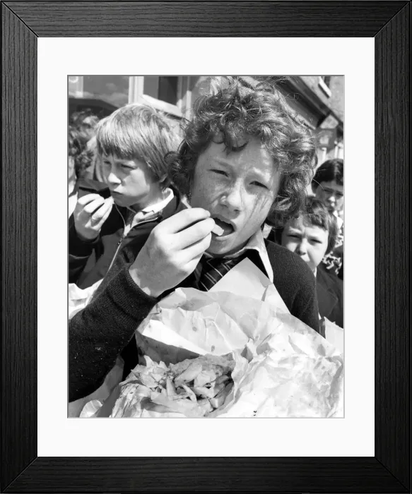 Framed Print : Paul Burns of Holt Comprehensive School, Lozells, Birmingham Framed Print : Paul Burns of Holt Comprehensive School, Lozells, Birmingham