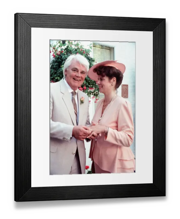 Framed Print : Actor Tony Booth and Nancy Jaeger at their wedding in the Jaeger family Framed Print : Actor Tony Booth and Nancy Jaeger at their wedding in the Jaeger family