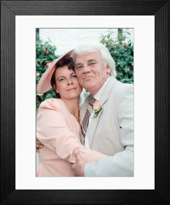 Framed Print : Actor Tony Booth and Nancy Jaeger at their wedding in the Jaeger family Framed Print : Actor Tony Booth and Nancy Jaeger at their wedding in the Jaeger family