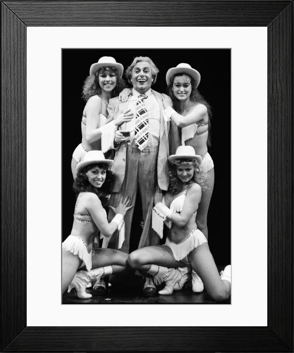 Framed Print : Barry Humphries in character as Sir Les Patterson. 12th November 1987 Framed Print : Barry Humphries in character as Sir Les Patterson. 12th November 1987