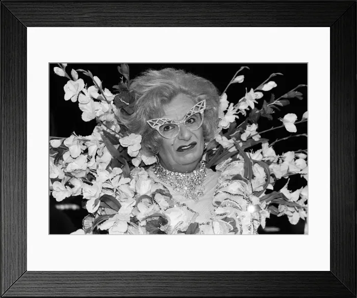 Framed Print : Barry Humphries in character as Dame Edna Everage. 12th November 1987 Framed Print : Barry Humphries in character as Dame Edna Everage. 12th November 1987