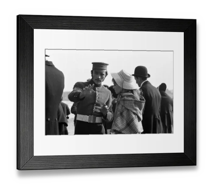 Framed Print : Terence Stamp and Julie Christie on the set of Far from the Madding Crowd Framed Print : Terence Stamp and Julie Christie on the set of Far from the Madding Crowd