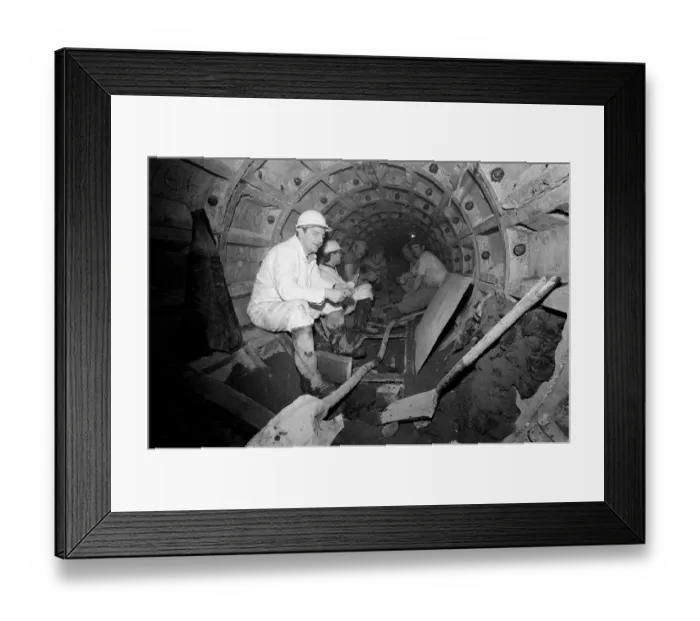 Framed Print : Cannair Moodie Ltd employees working on a seven mile tunnel under Coventry city centre