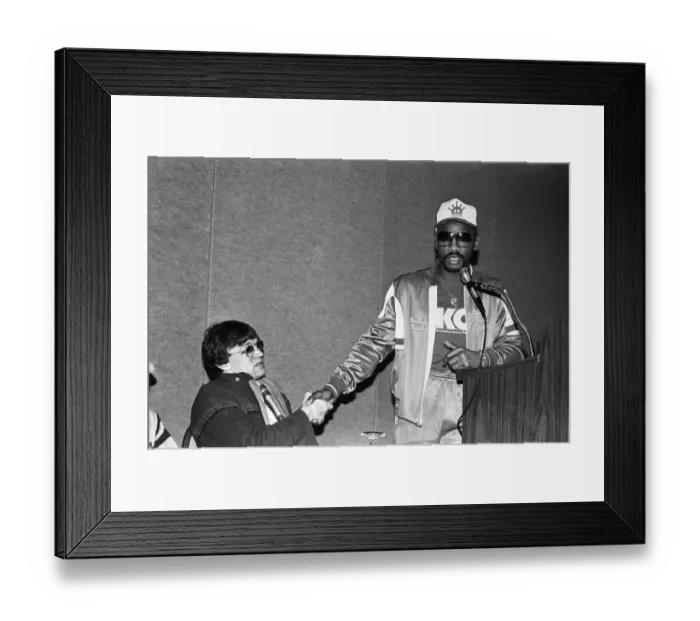 Framed Print : Tony Sibson relinquished his European and Commonwealth titles to ensure he got the right Framed Print : Tony Sibson relinquished his European and Commonwealth titles to ensure he got the right