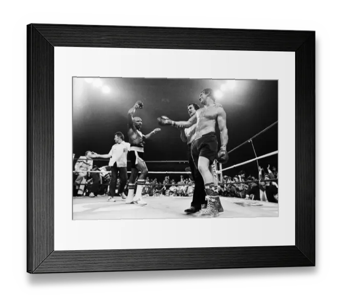 Framed Print : Tony Sibson relinquished his European and Commonwealth titles to ensure he got the right Framed Print : Tony Sibson relinquished his European and Commonwealth titles to ensure he got the right