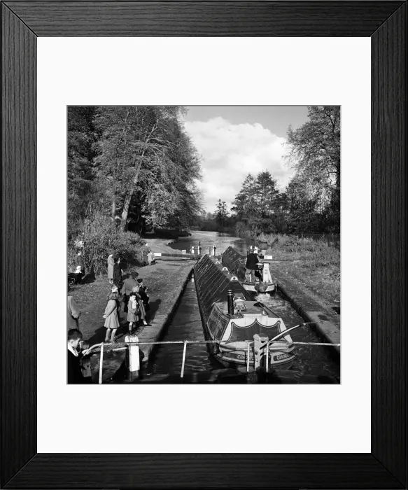Framed Print : Winter canal scene in Watford, Hertfordshire. Circa 1950