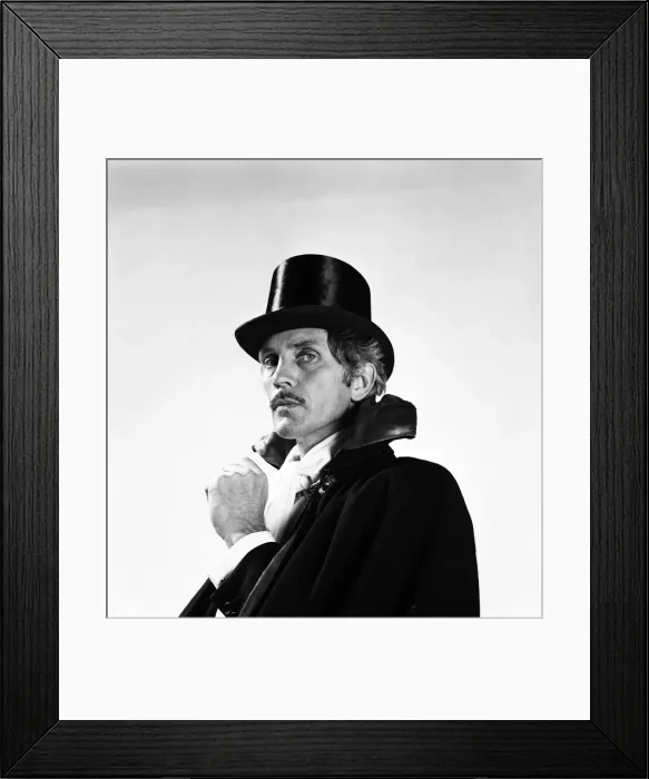 Framed Print : Actor Terence Stamp in his portrayal of Dracula. 27th July 1978 Framed Print : Actor Terence Stamp in his portrayal of Dracula. 27th July 1978