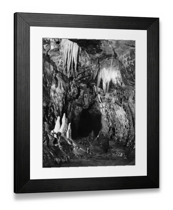 Framed Print : Dan-yr-Ogof caves, the popular tourist attraction in the Brecon Beacons National Park in
