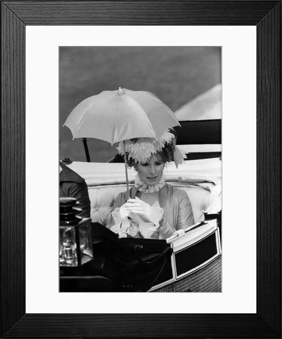 Framed Print : Barbra Streisand on the set of On a Clear Day You Can See Forever Framed Print : Barbra Streisand on the set of On a Clear Day You Can See Forever