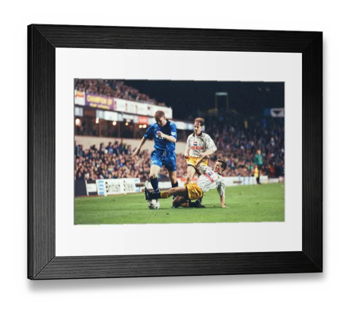 Framed Print : English Premier League match at St James Park. Newcastle United 4 - 2 Sheffield Wednesday