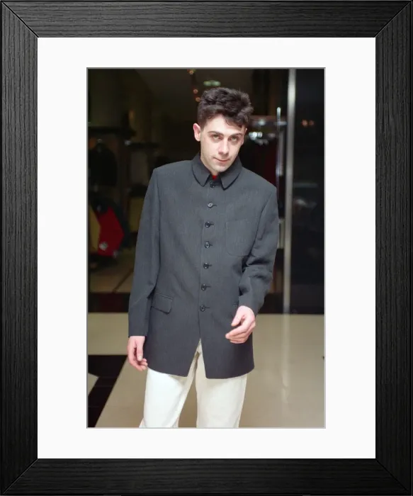 Framed Print : English-born Irish stand-up comedian, Sean Hughes. 7th February 1994 Framed Print : English-born Irish stand-up comedian, Sean Hughes. 7th February 1994