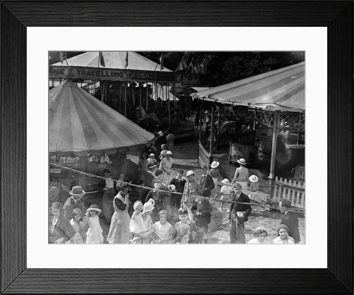 Framed Print : Crowds enjoying the Tolworth Fun Fair in 1934 Framed Print : Crowds enjoying the Tolworth Fun Fair in 1934