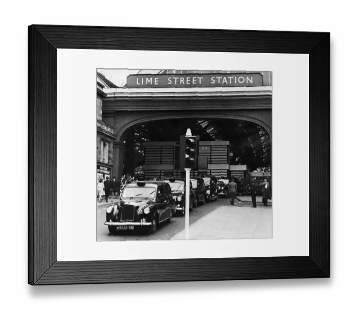 Framed Print : Taxis lined up waiting for passengers outside Liverpool Lime Street railway station Framed Print : Taxis lined up waiting for passengers outside Liverpool Lime Street railway station