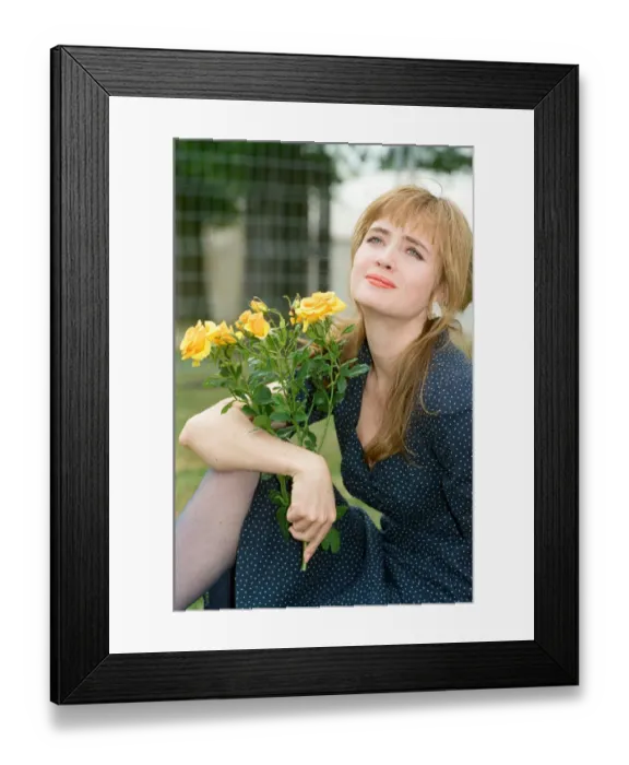 Framed Print : Actress Lysette Anthony. 10th July 1990 Framed Print : Actress Lysette Anthony. 10th July 1990
