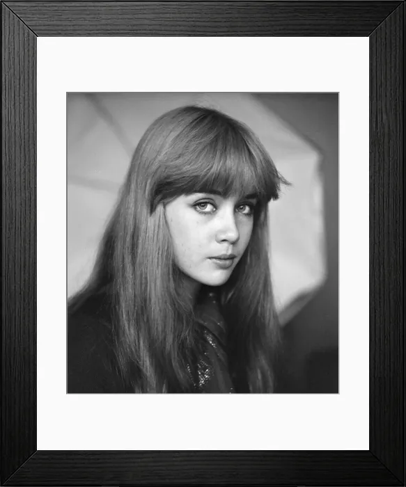 Framed Print : Lysette Anthony, British actress, aged 17 years old, October 1980 Framed Print : Lysette Anthony, British actress, aged 17 years old, October 1980