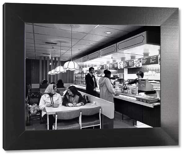 The Stanton Cafeteria, inside the Fine Fare supermarket at Chelmsley Wood. 1st May 1981