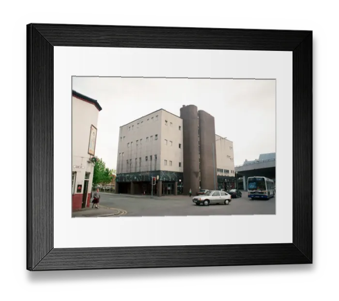 Framed Print : Exterior of the Eclipse nightclub, Coventry. 4th June 1991