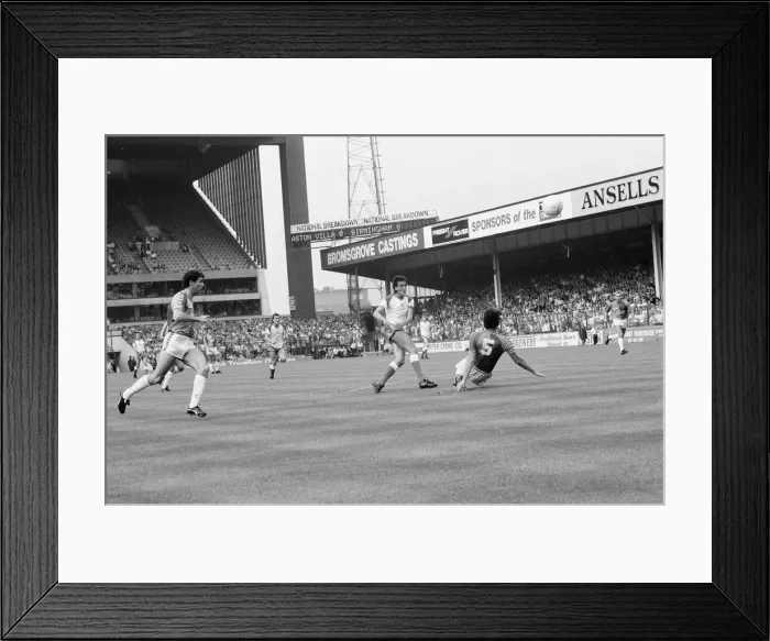 Framed Print : Aston Villa 0-2 Birmingham City, league division 2 match at Villa Park Framed Print : Aston Villa 0-2 Birmingham City, league division 2 match at Villa Park
