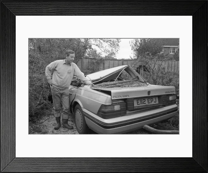 Framed Print : The Great Storm of 1987 - The night of the 15th-16th October - Stories from the Surrey Framed Print : The Great Storm of 1987 - The night of the 15th-16th October - Stories from the Surrey