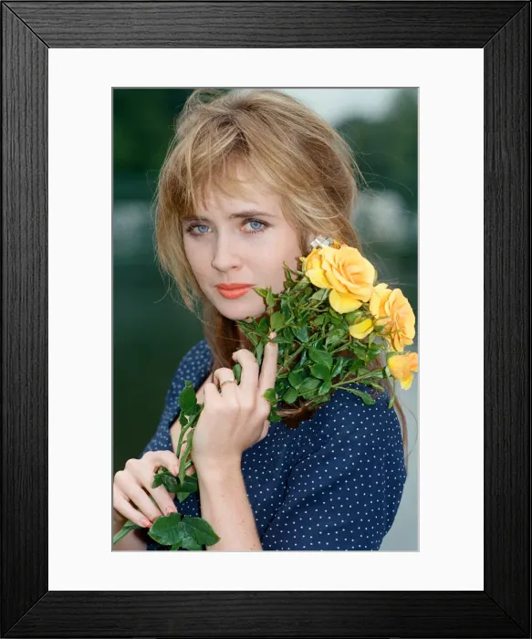 Framed Print : Actress Lysette Anthony. 10th July 1990 Framed Print : Actress Lysette Anthony. 10th July 1990