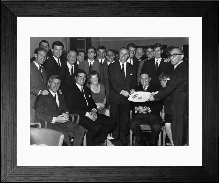 Framed Print : Liverpool FC Shareholders Association hold a buffet dance at the Carlton Club Framed Print : Liverpool FC Shareholders Association hold a buffet dance at the Carlton Club
