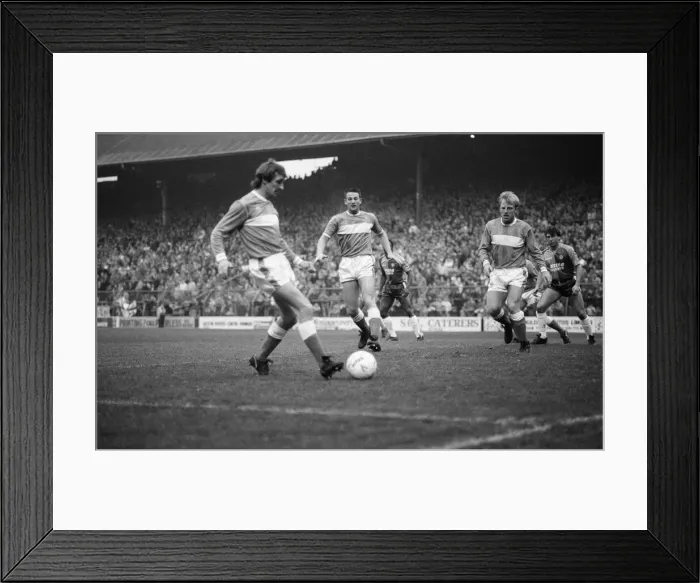 Framed Print : Birmingham City 1-2 Aston Villa, league division 2 match at St Andrews Framed Print : Birmingham City 1-2 Aston Villa, league division 2 match at St Andrews