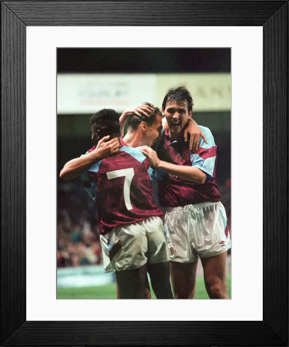 Framed Print : UEFA Cup 2nd round 1st leg match, Aston Villa 2 - 0 Inter Milan held at Villa Park Framed Print : UEFA Cup 2nd round 1st leg match, Aston Villa 2 - 0 Inter Milan held at Villa Park