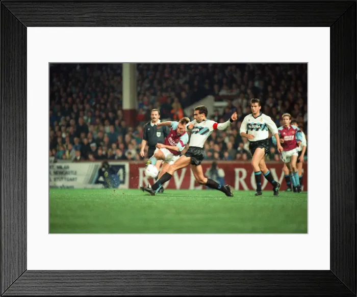 Framed Print : UEFA Cup 2nd round 1st leg match, Aston Villa 2 - 0 Inter Milan held at Villa Park Framed Print : UEFA Cup 2nd round 1st leg match, Aston Villa 2 - 0 Inter Milan held at Villa Park