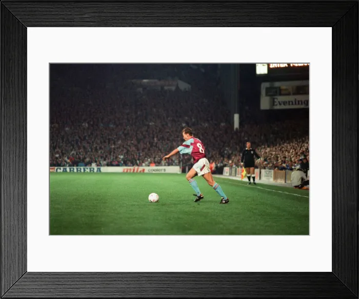 Framed Print : UEFA Cup 2nd round 1st leg match, Aston Villa 2 - 0 Inter Milan held at Villa Park Framed Print : UEFA Cup 2nd round 1st leg match, Aston Villa 2 - 0 Inter Milan held at Villa Park
