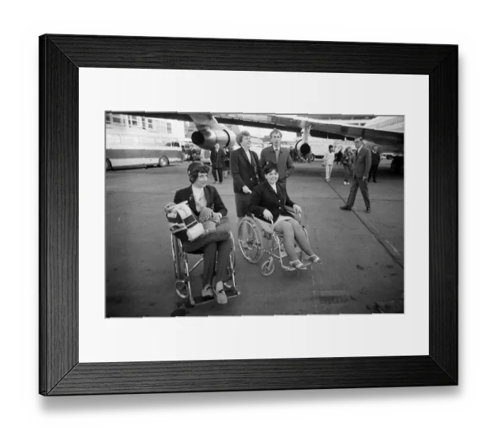Framed Print : The British team left London Heathrow Airport this morning for the Stoke Mandeville