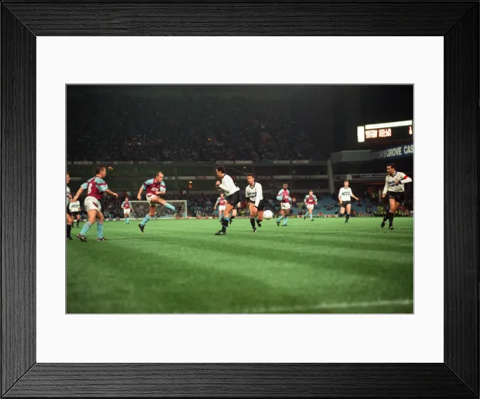 Framed Print : UEFA Cup 2nd round 1st leg match, Aston Villa 2 - 0 Inter Milan held at Villa Park Framed Print : UEFA Cup 2nd round 1st leg match, Aston Villa 2 - 0 Inter Milan held at Villa Park