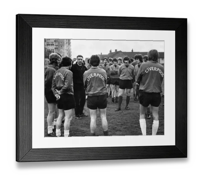 Framed Print : Joe Fagan takes a training a session at Melwood before his team Framed Print : Joe Fagan takes a training a session at Melwood before his team
