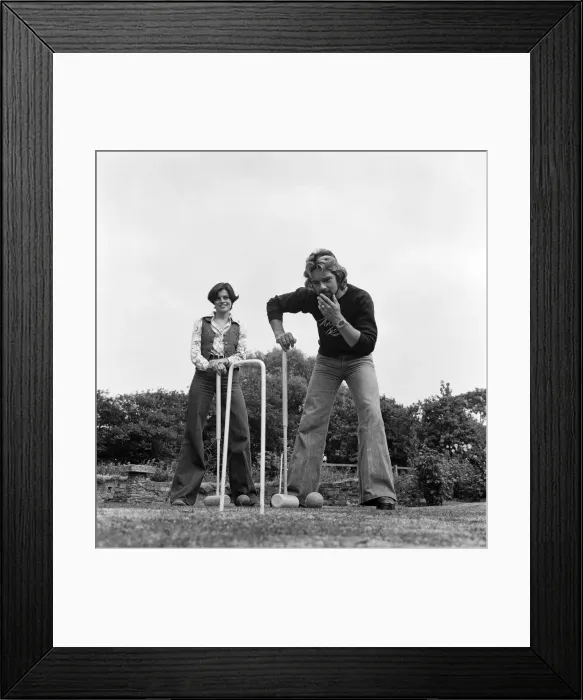 Framed Print : Noel Edmonds pictured at home in Suffolk with his wife Gillian. 9th August 1976 Framed Print : Noel Edmonds pictured at home in Suffolk with his wife Gillian. 9th August 1976