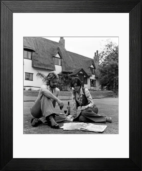 Framed Print : Noel Edmonds pictured at home in Suffolk with his wife Gillian. 9th August 1976 Framed Print : Noel Edmonds pictured at home in Suffolk with his wife Gillian. 9th August 1976