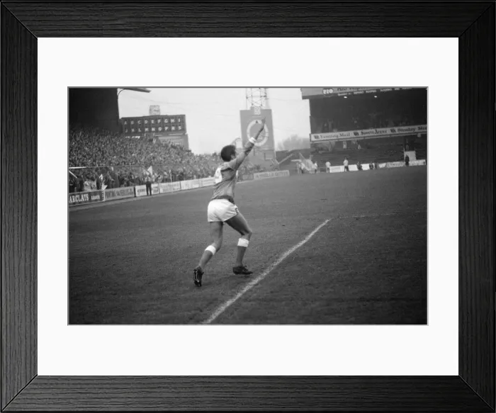 Framed Print : Birmingham City 1-2 Aston Villa, league division 2 match at St Andrews Framed Print : Birmingham City 1-2 Aston Villa, league division 2 match at St Andrews
